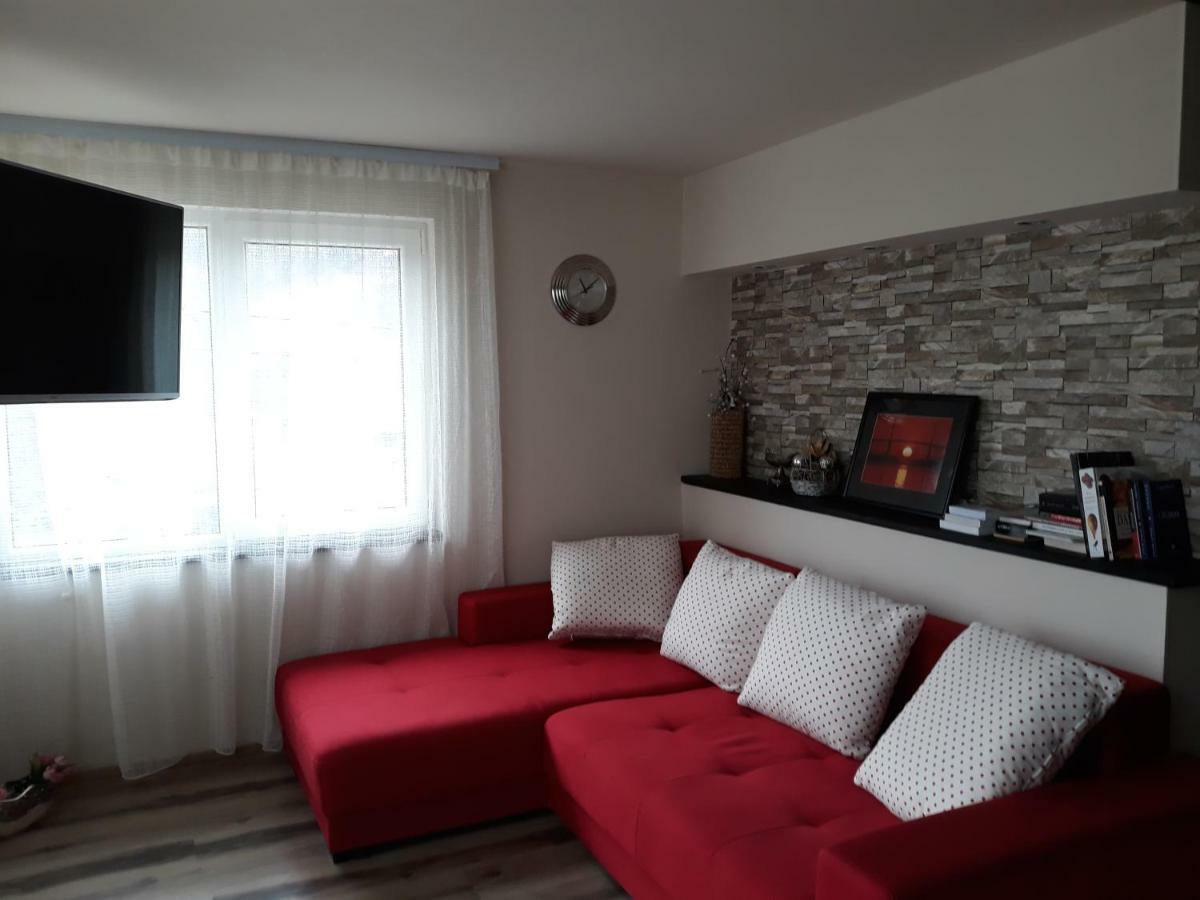 Apartament Laura Bran  Exteriör bild